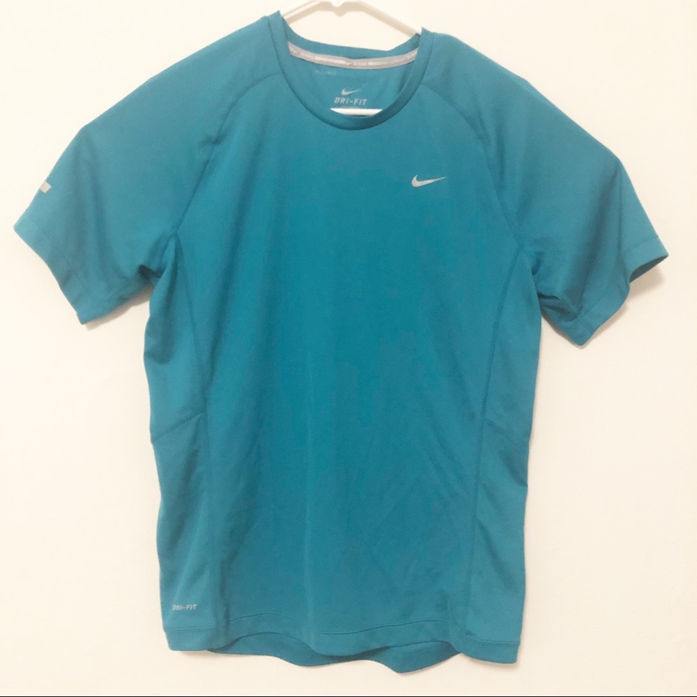 Nike Running Drifit‎ Tee Size Medium